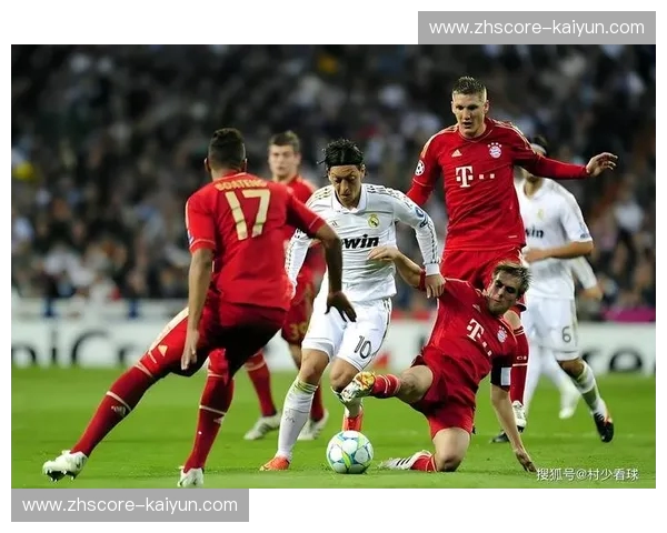 绿茵巅峰的红色闪电与白衣传奇：为什么这段拜仁vs皇马视频值得你反复咀嚼？